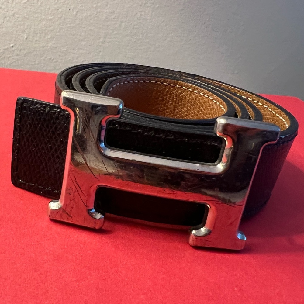 Black Leather Belt with Silver H Buckle